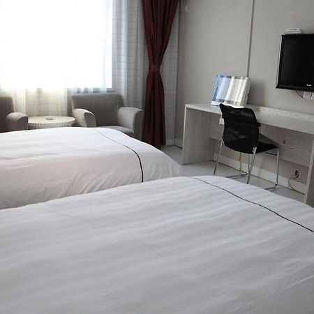 Huzhou Youyou Holiday Hotel Nanxun Exteriör bild
