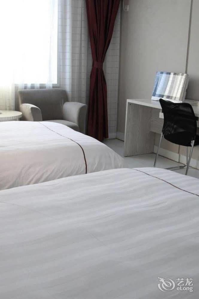 Huzhou Youyou Holiday Hotel Nanxun Exteriör bild