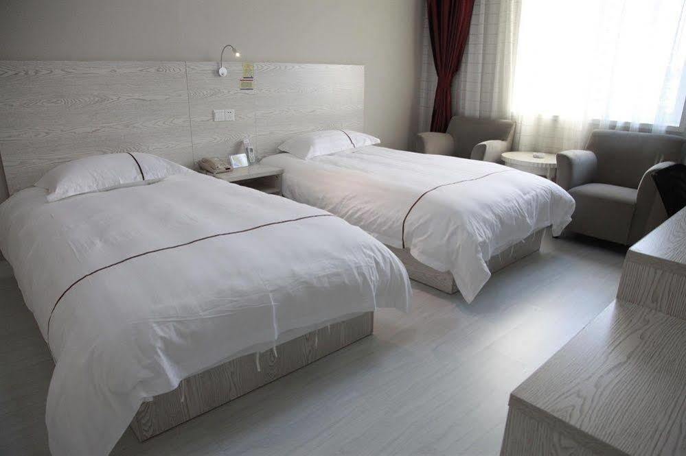 Huzhou Youyou Holiday Hotel Nanxun Exteriör bild